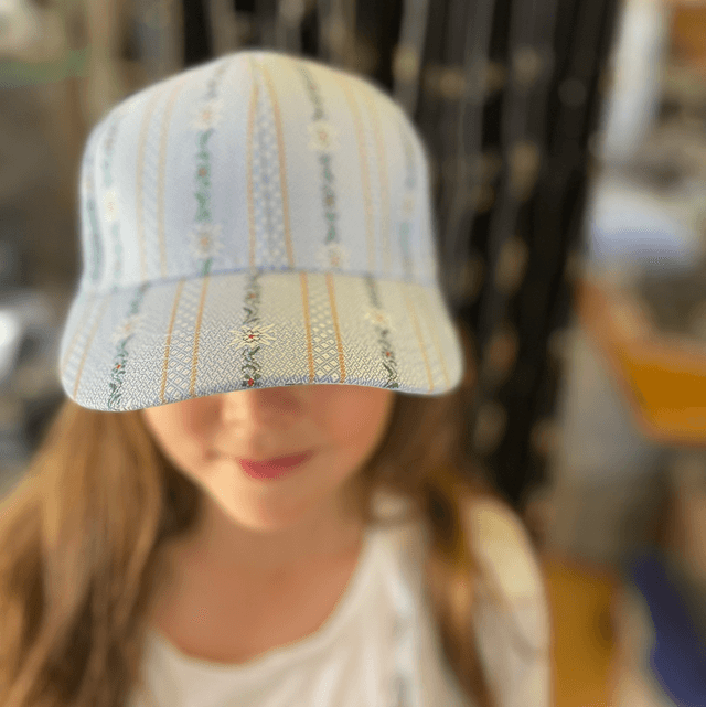 Casquette enfant bleu ciel