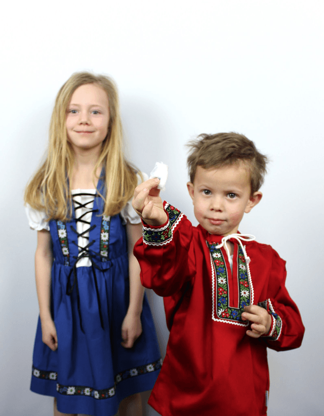 Blouse folklorique enfant - rouge