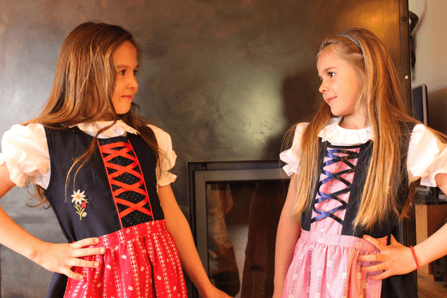 Robe Folklorique rouge