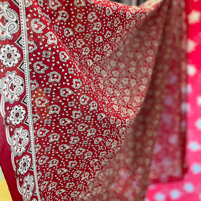 Foulard rouge  78cm